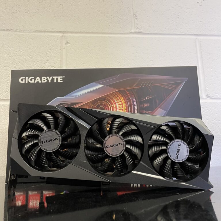 gigabyte amd radeon rx 6800 xt gaming oc 16gb graphics card (pre owned)